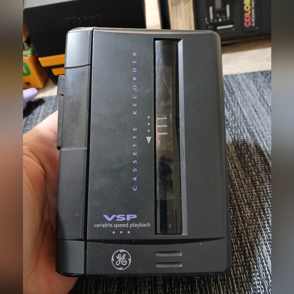 Lot of 2 VTG Portable Cassette Tape Players Walkman-Not Fully Tested - Picture 2 of 6